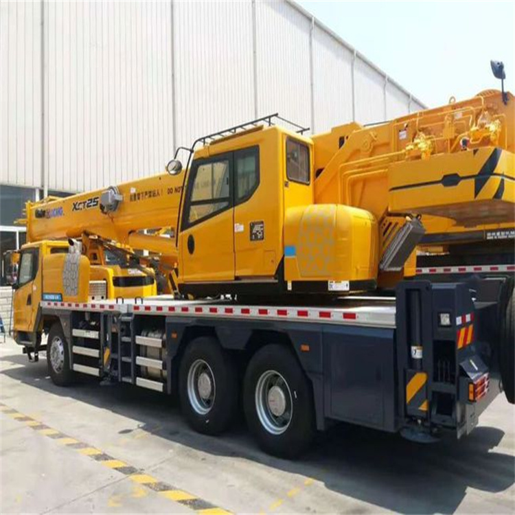 东坡离这最近出租吊车电话